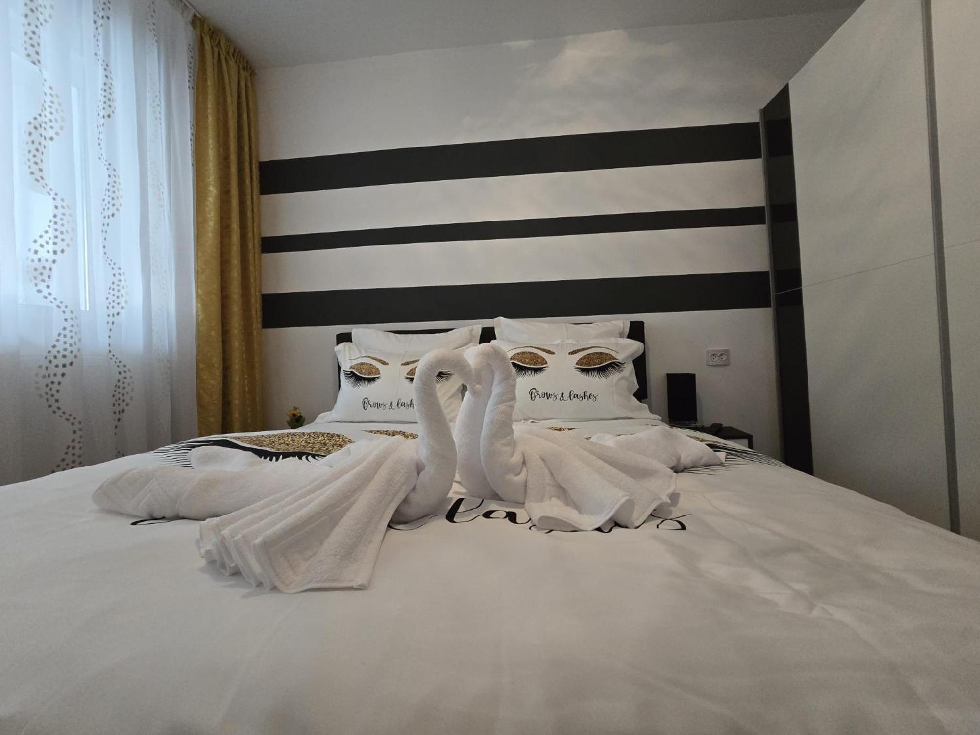 Apartament Sofy2 Băile Herculane Esterno foto